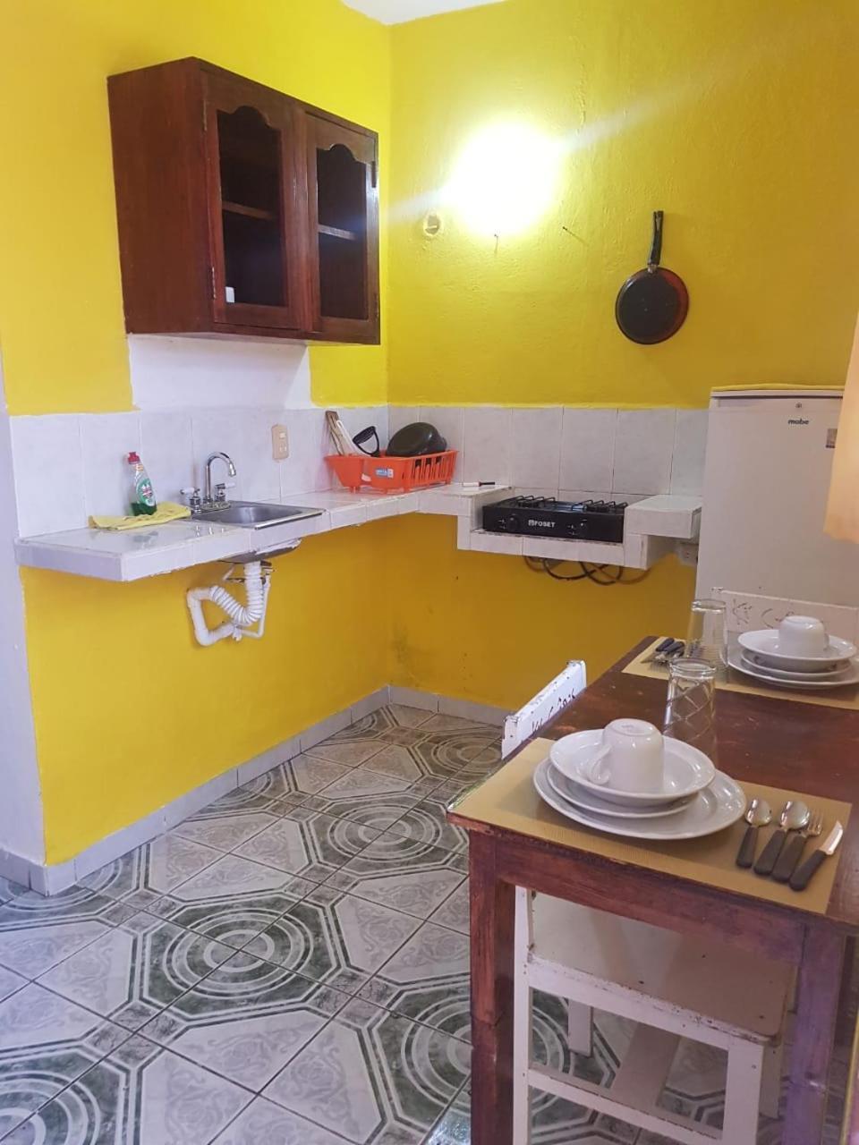 איסלה מוחרס El Malecon, Central Mini Apartments מראה חיצוני תמונה