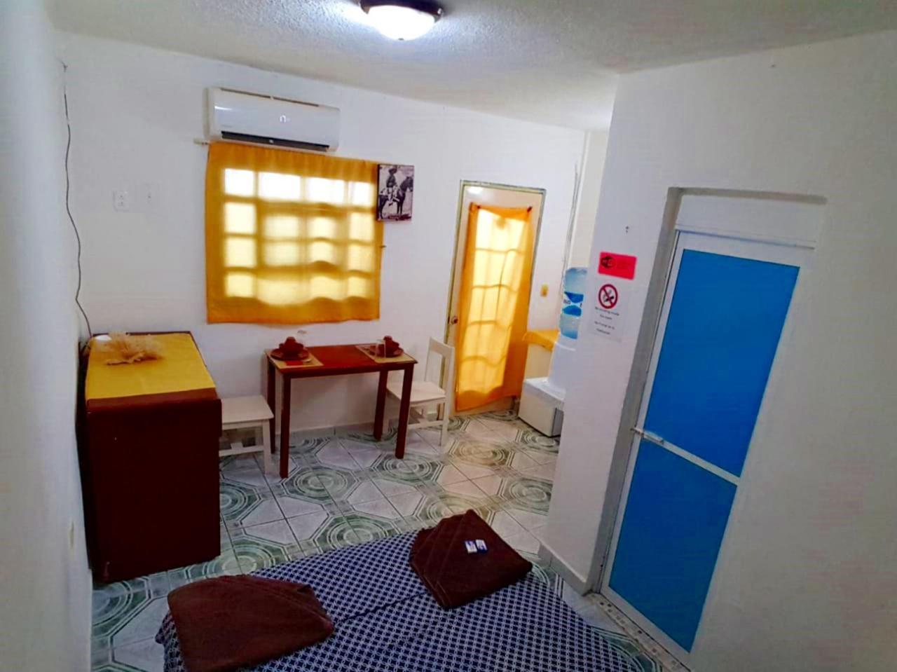 איסלה מוחרס El Malecon, Central Mini Apartments מראה חיצוני תמונה